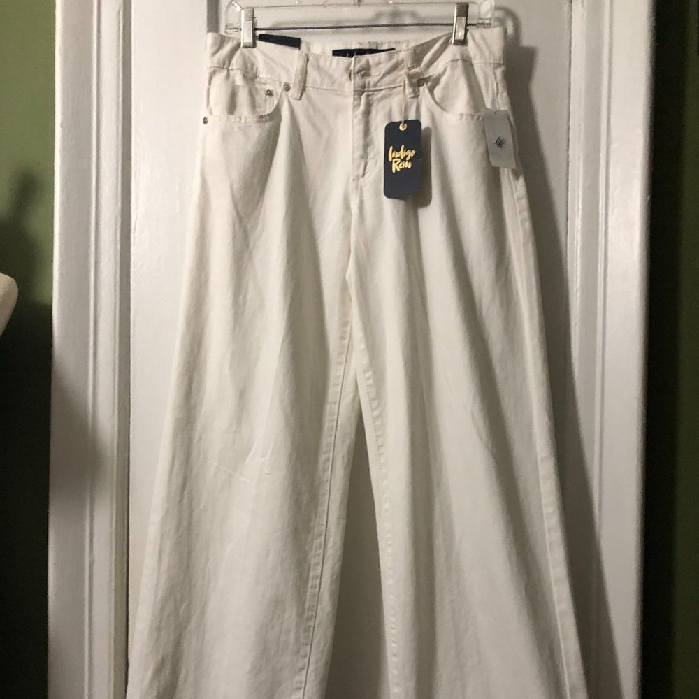 Indigo Rein wide leg size7 white jeans